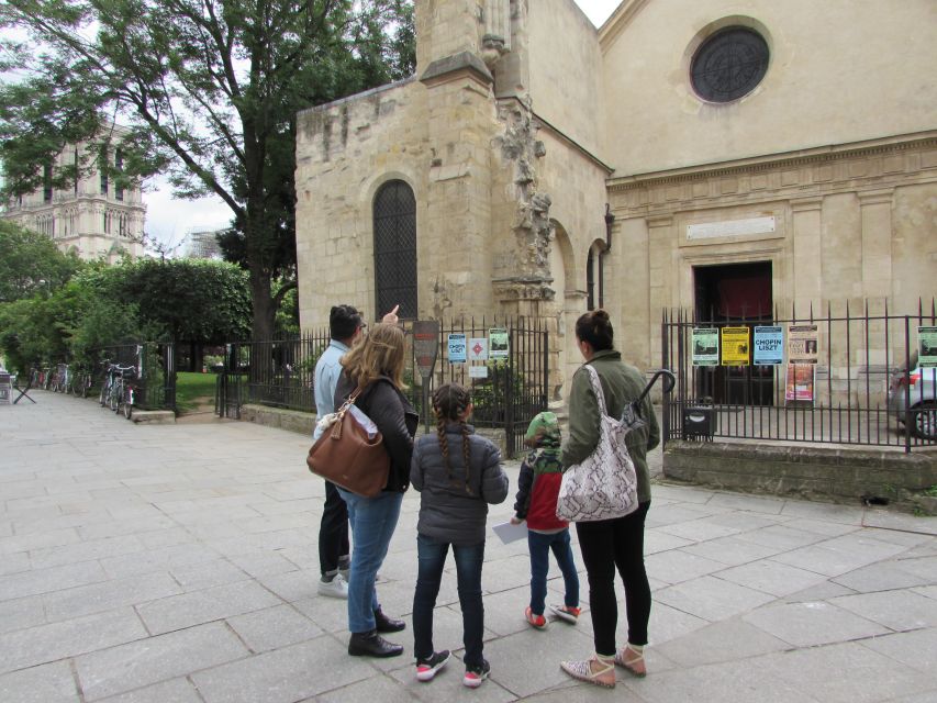 Private Treasure Hunt Around Notre Dame for Families & Kids - Inclusions in the Package