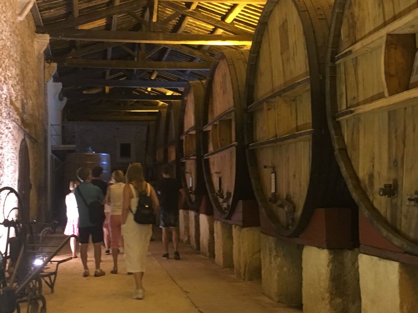 Sete: Private Wine and Oyster Tour With Tastings - Winery Experience Overview