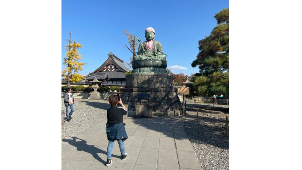 Snow Monkey & ZinkoJi With Sake Tasting Private Tour - Zenko-ji Temple