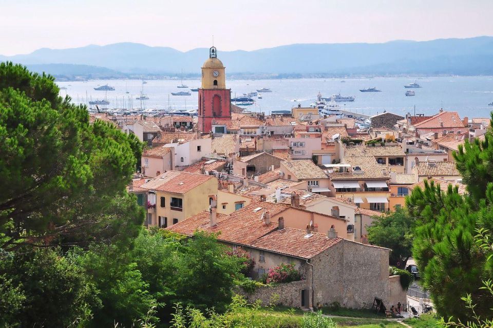 St-Tropez: Private Guided Walking Tour - Influx of Artists and Tourists