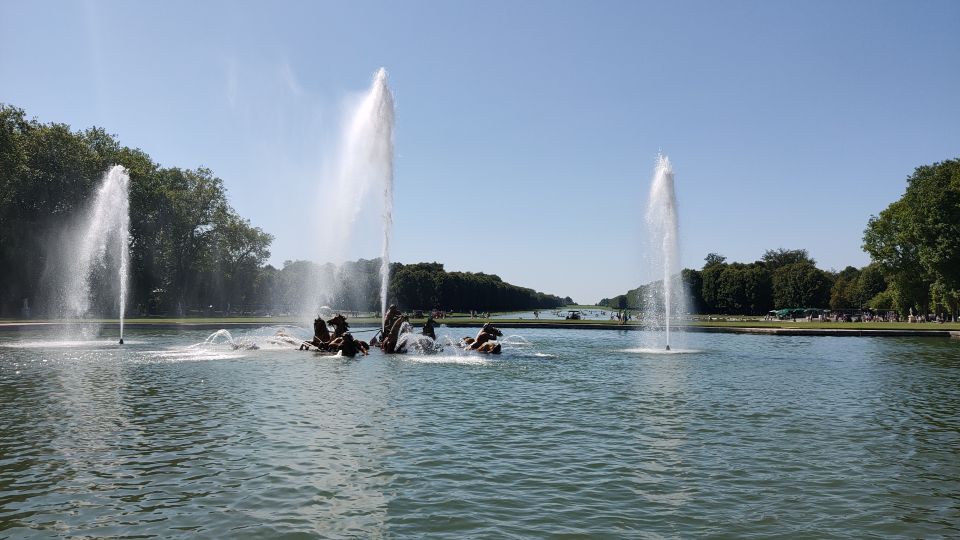 Versailles: Garden Private Guided Tour & Palace Entry Ticket - Guided Tour Duration and Inclusions