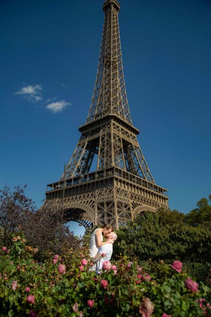 Vows Renewal Ceremony With Photoshoot - Paris - Package Inclusions