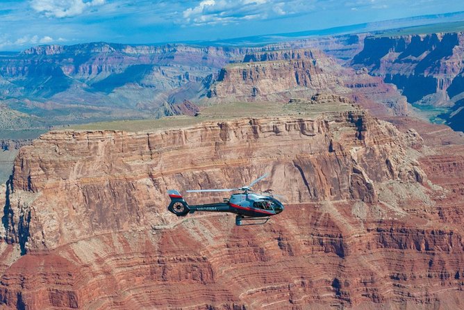 45-Minute Helicopter Flight Over the Grand Canyon From Tusayan, Arizona - Private Helicopter Arrangements