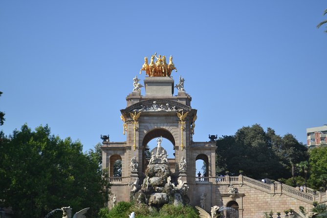 Barcelona City Bike Tour: Highlights and Hidden Gems - Booking Confirmation and Cancellation Policy
