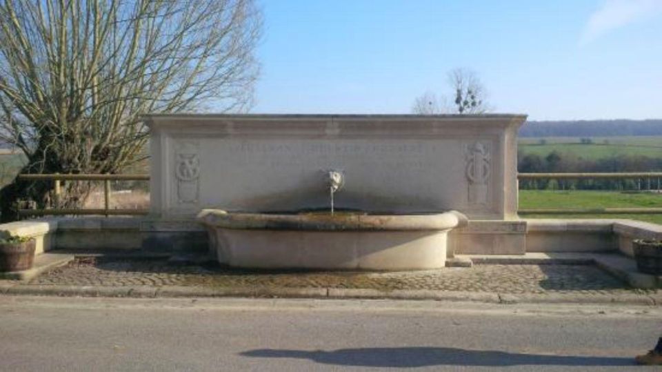 Belleau Wood & the 2nd Battle of the Marne, Château-Thierry - Quentin Roosevelt Fountain and Roosevelt Family