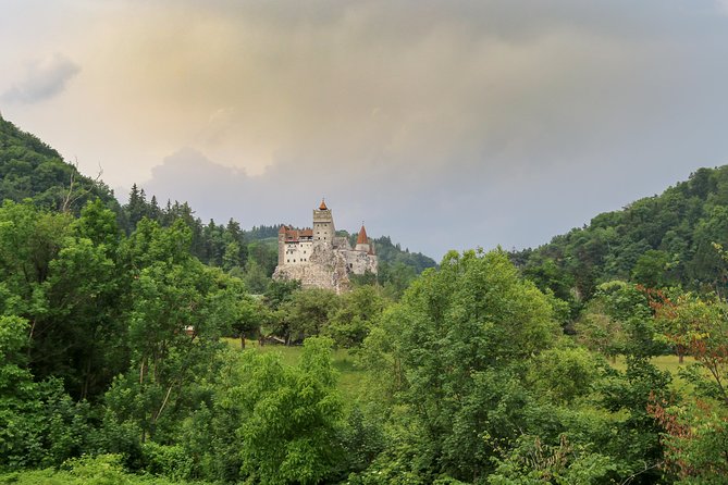 Bran Castle and Rasnov Fortress Tour From Brasov With Optional Peles Castle Visit - Rasnov Fortress: Medieval Stronghold