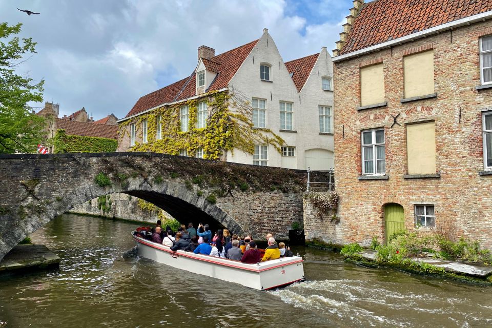 Bruges Day Tour From Paris Lunch Boat Beer Chocolate - Boat Ride on the River