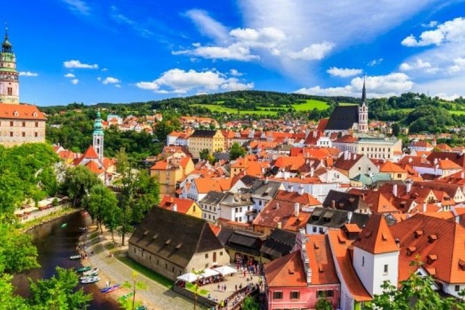 Cesky Krumlov Full Day Tour From Prague and Back - Booking and Policy