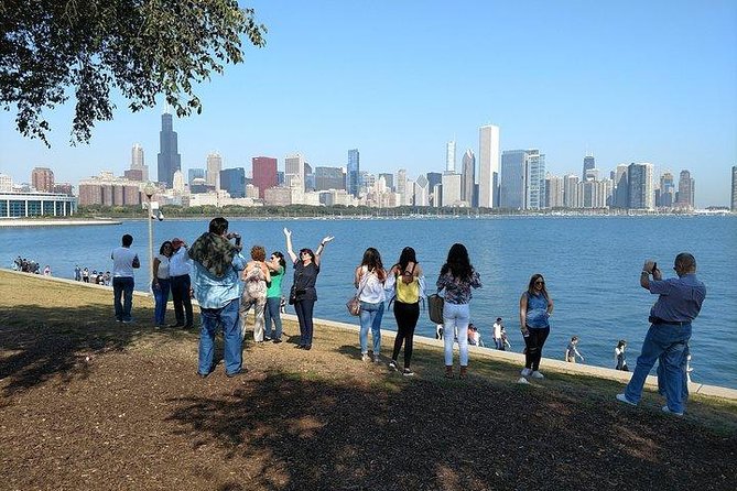 Chicago City Minibus Tour - Booking Confirmation and Accessibility