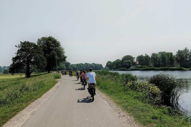 Countryside Bike Tour From Amsterdam: Windmills and Dutch Cheese - Key Tour Details