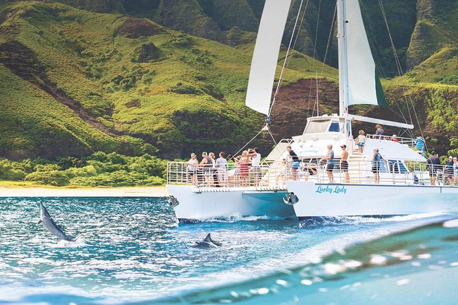 Deluxe Na Pali Morning Snorkel Tour on the Lucky Lady - Meeting Point and Duration