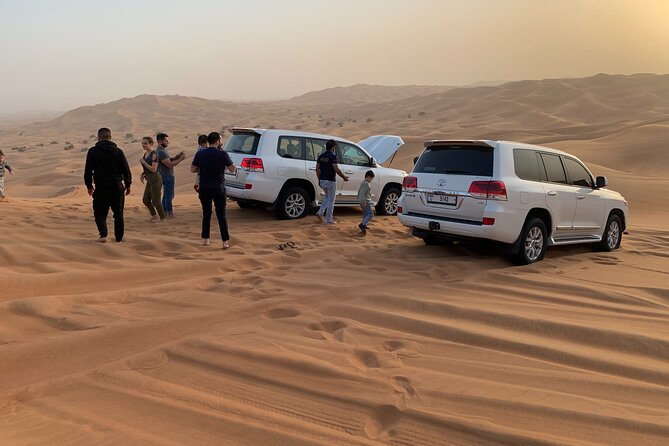 Dubai Desert 4x4 Safari With Camp Activities & BBQ Dinner - Exploring the Dubai Desert