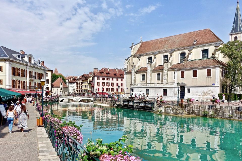 From Geneva: Private Annecy Tour - Stroll Along Lake Annecy