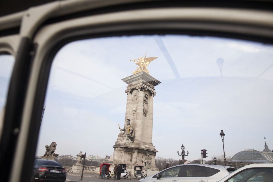 Highlights of Paris: Private 6-Hour Vintage 2CV Tour - Historic Landmarks