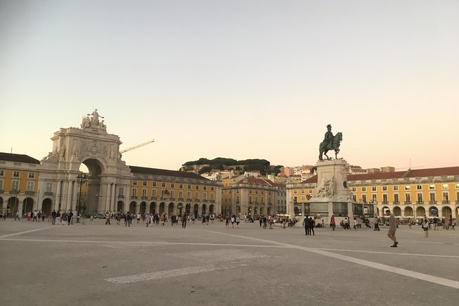 Lisbon: 1-Hour City Tour on a Private Tuk Tuk - Tour Highlights