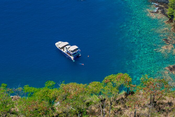 Luxury Kona Coast Snorkel Tour Including Lunch - Comfortable Seating