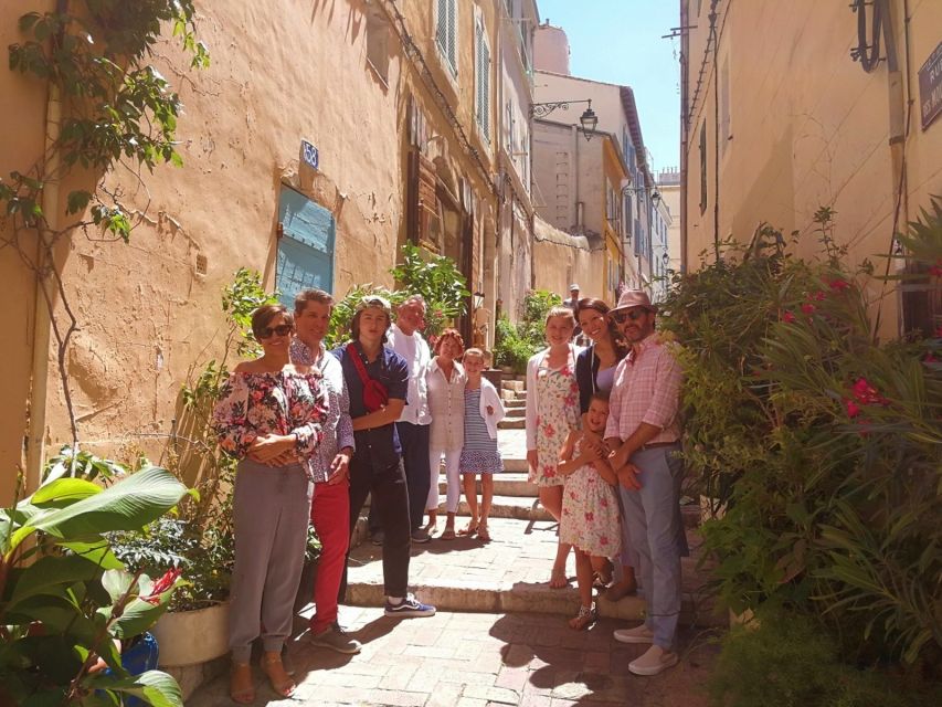 Marseille: 8-Hour Provençal Picnic Tour - Visiting Ancient Monuments