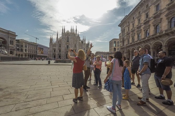 Milan Super Saver: Skip-the-Line Duomo and Rooftop Guided Tour - Prohibited Items
