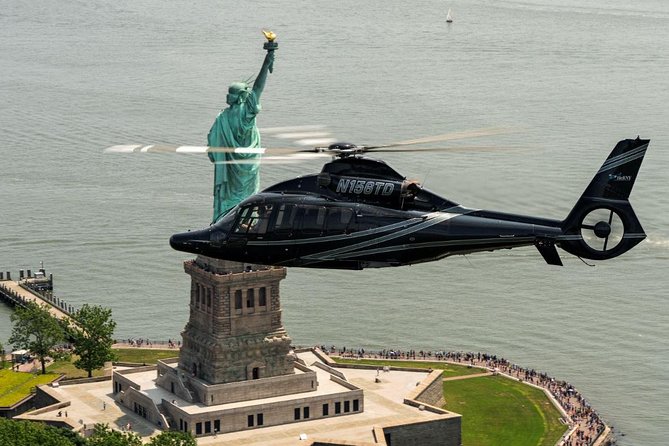 New York Helicopter Tour: City Skyline Experience - Baggage and Children