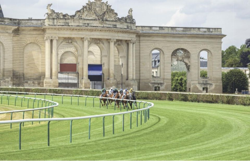 Paris: Chantilly Castle Private Transfer 3 People - Additional Information to Note