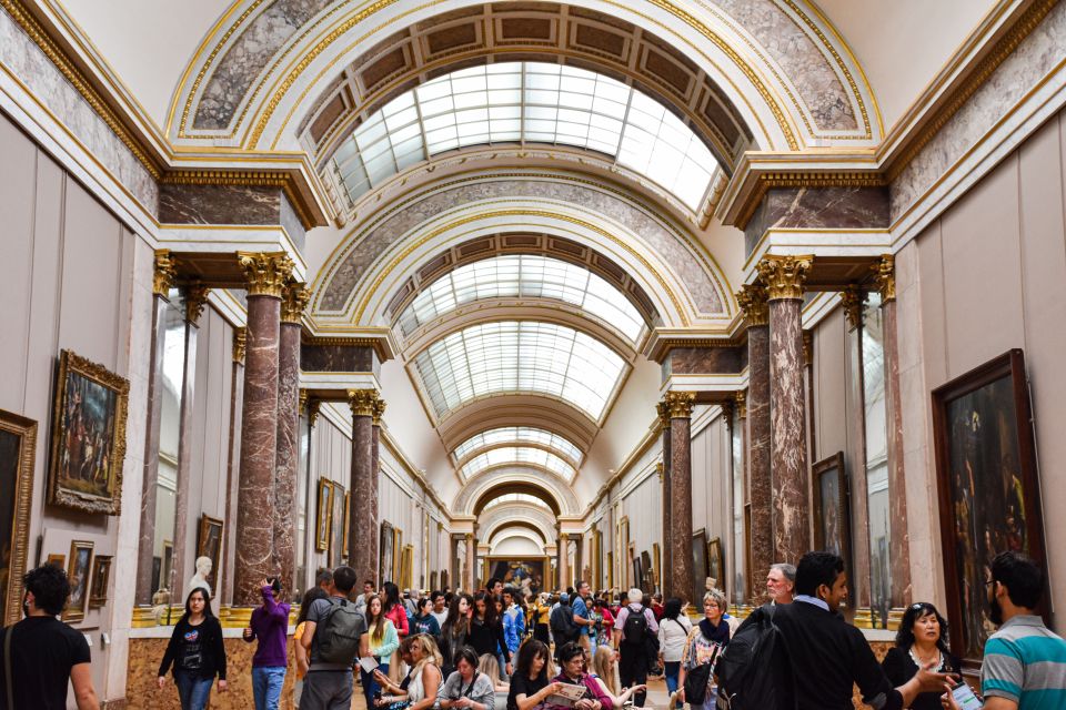Paris: Louvre Museum Skip-the-Line Entry and Private Tour - Appreciating Michelangelos Sculptural Genius