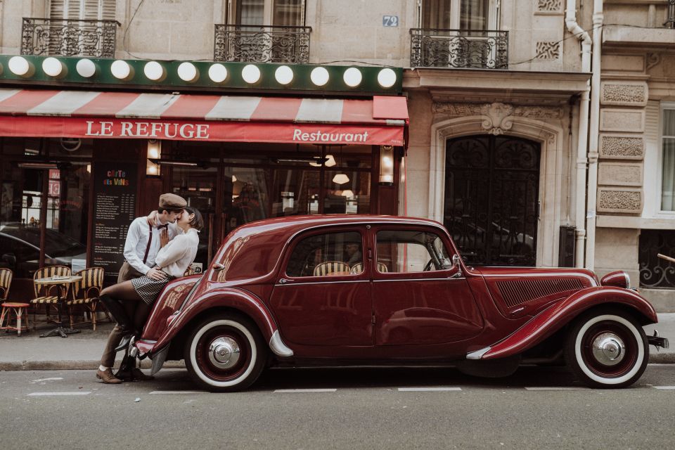 Paris: Private Guided City Tour in a Traction Avant or DS 21 - Mobility Impairments and Exclusions