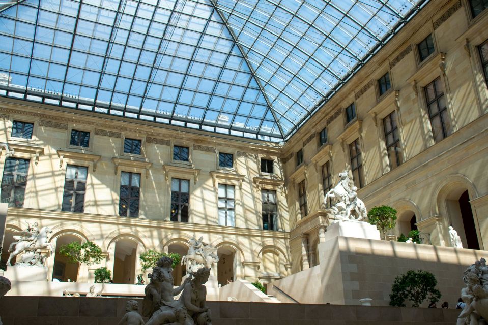 Paris: Private Louvre Museum Guided Tour With Hotel-Pickup - Important Information