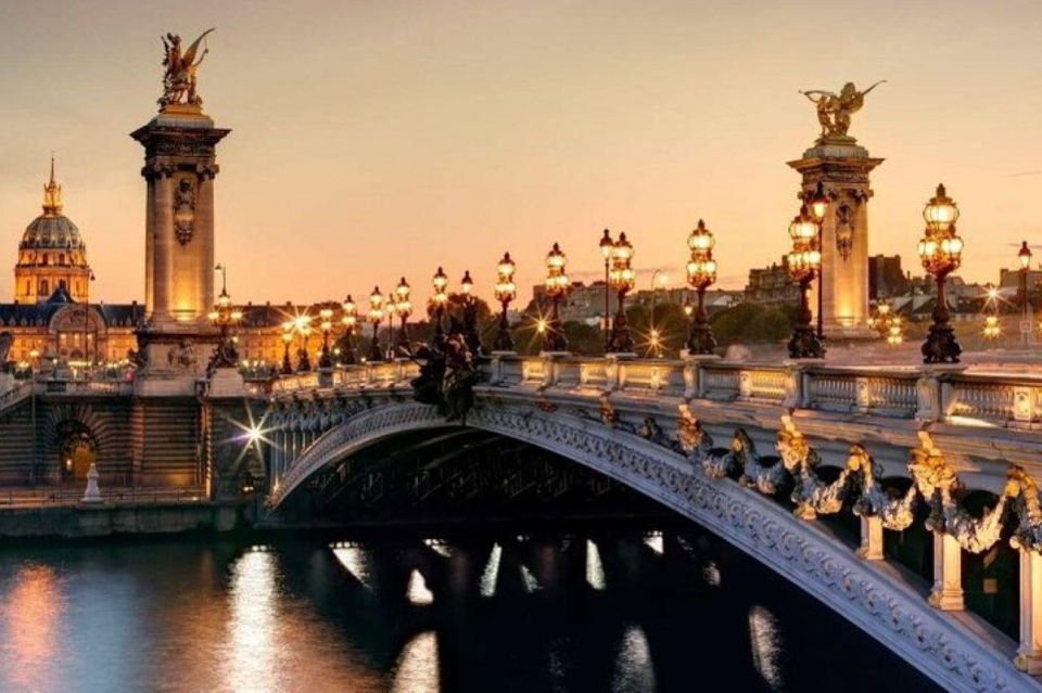 Paris: Seine Side Tour - Riverside Tour - Iconic Landmarks