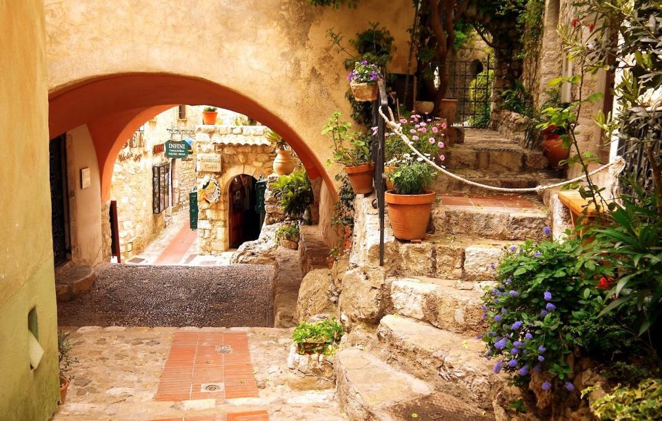 Private Driver/Guide to Monaco, Monte-Carlo & Eze Village - Ezes Medieval Village