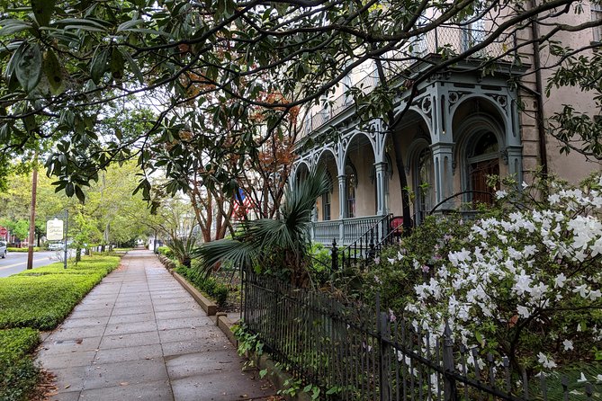 Private Tour of Savannahs Historic/Victorian Districts & Bonaventure Cemetery - Architectural Wonders of Savannah