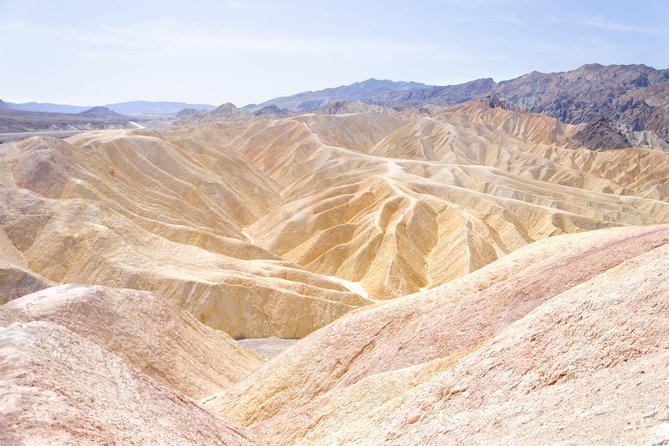 Small-Group Death Valley National Park Day Tour From Las Vegas - Multilingual Tour Commentary