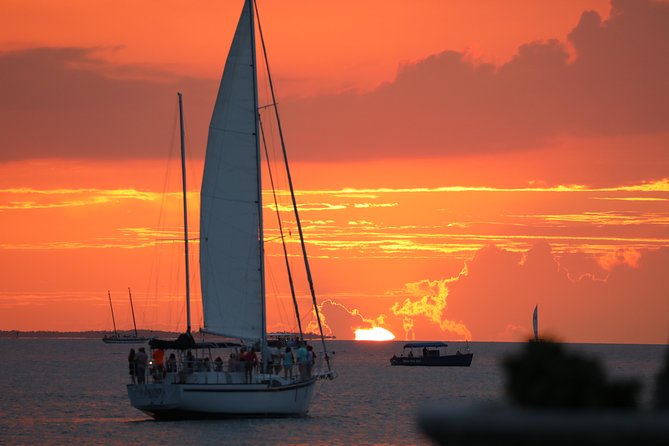 Sunset Sail in Key West With Beverages Included - Positive Guest Feedback