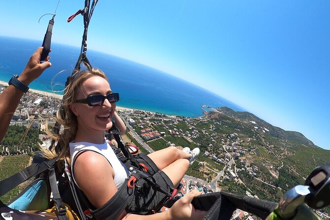 Tandem Paragliding in Alanya, Antalya Turkey With a Licensed Guide - Private Tandem Paragliding Tour