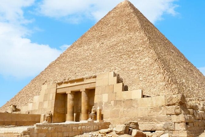 Tour to Cairo and the Pyramids From Hurghada by Private Vehicle - Private Vehicle Transfer