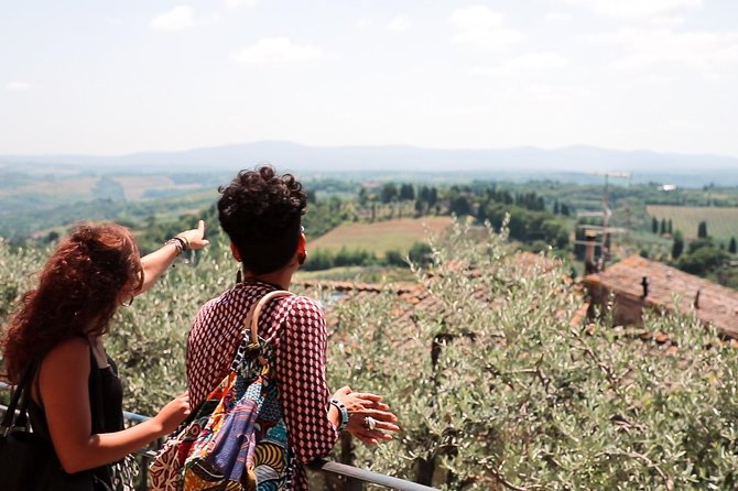 Tuscany: Day Trip to Pisa, Siena, San Gimignano, and Chianti - Exploring Pisas Leaning Tower
