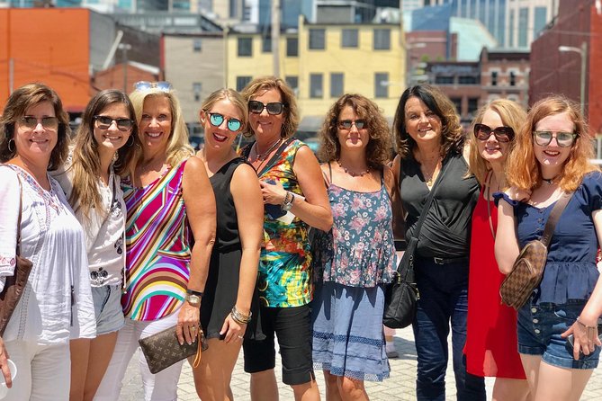 Walking Food & Drink Tour of Downtown Nashville - Reviews Highlights