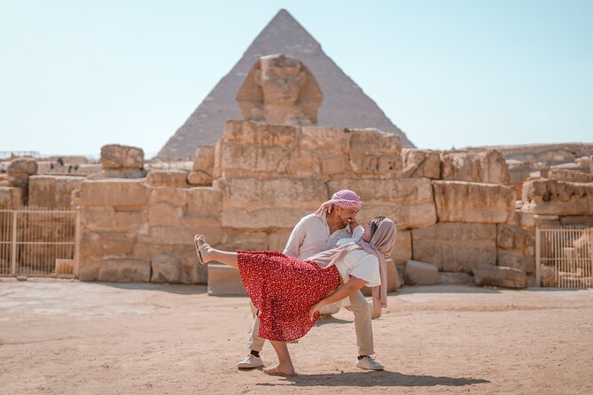 2 Hrs Unique Photo Session (Photoshoot) at the Pyramids of Giza - Photography Expertise