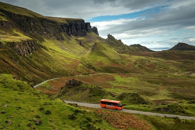 3-Day Isle of Skye Inverness Highlands and Glenfinnan Viaduct Tour From Edinburgh - Discovering the Isle of Skye
