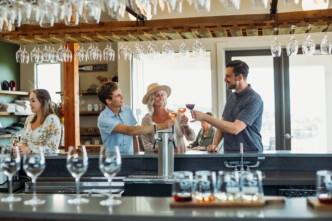 5-Hour Traverse City Wine Tour: 3 Wineries on Leelanau Peninsula - Outdoor Seating and Dress Code