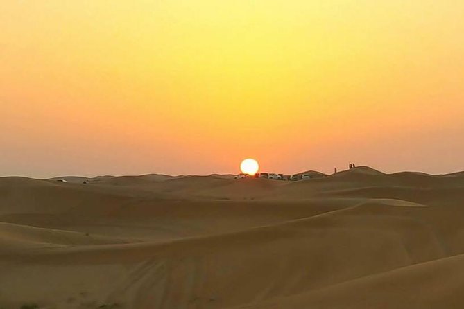 7-Hour Small Group 4x4 Desert Safari Tour With Buffet Dinner in Dubai - Pricing and Guarantees