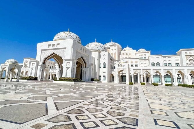 Abu Dhabi Private City Tour From Dubai - About the Driver/Guide