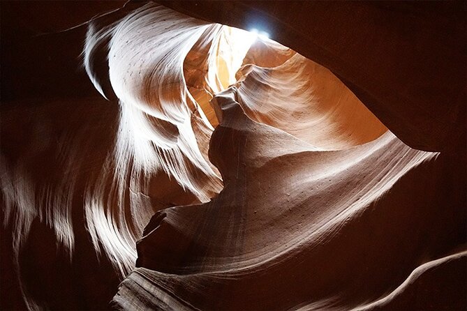 Antelope Canyon and Horseshoe Bend Small-Group Tour From Sedona or Flagstaff - About the Guides