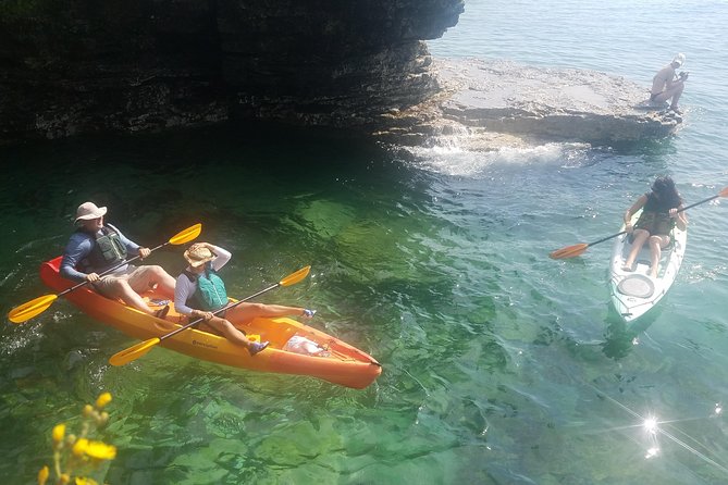 Cave Point Kayak Tour - Participation