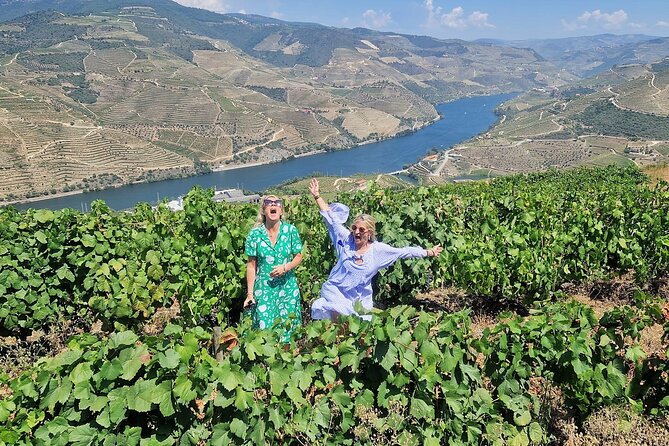 Douro Valley All Included: Expert Guide, Boat, Lunch, Tastings - Douro River Cruise