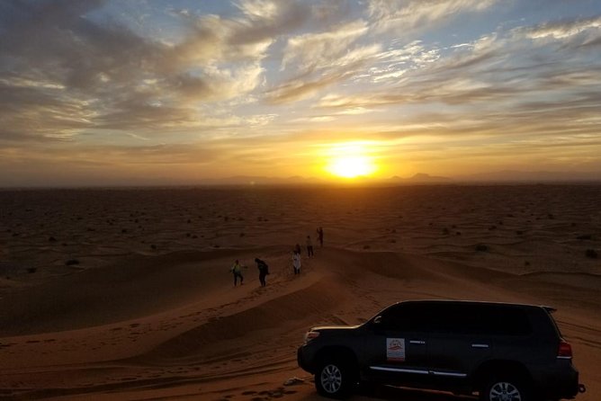 Evening Red Sand Desert Safari With BBQ Dinner, Private - Barbecue Dinner and Entertainment