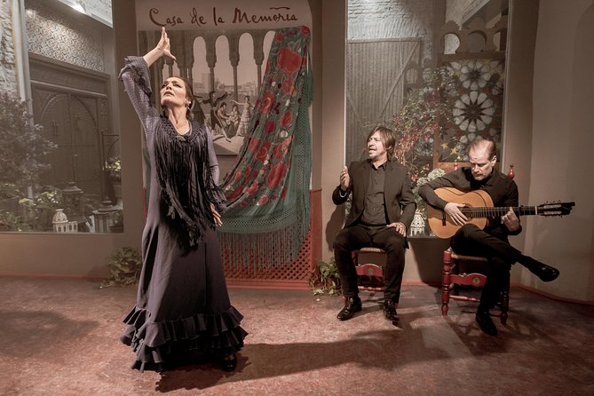Flamenco Show at Casa De La Memoria Admission Ticket - Souvenir Photos