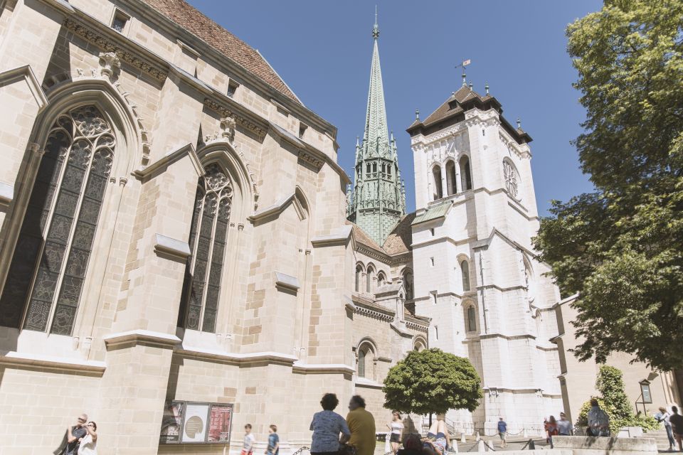 From Geneva: Day Trip to Chamonix & Geneva City Tour - Geneva City Tour and Old Town Exploration