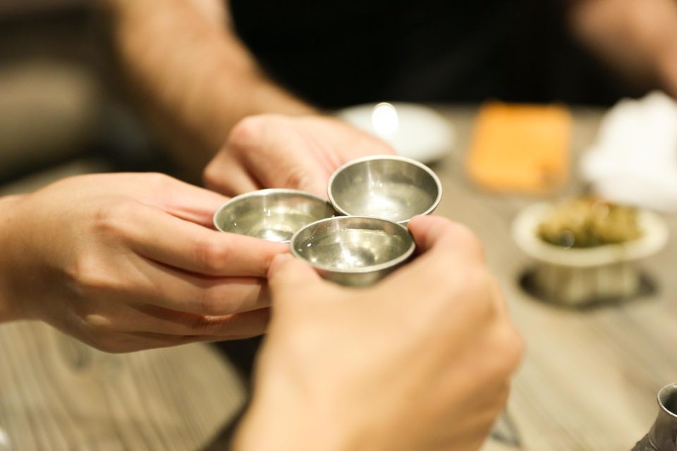 Kyoto Sake Bar and Pub Crawl (Food & Sake Tour) - Minimum Age Requirement