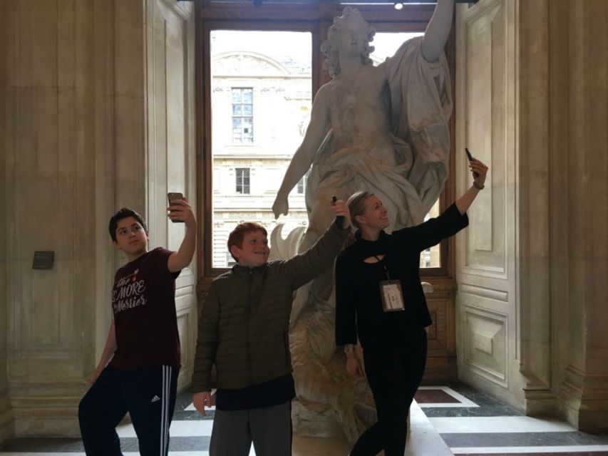 Louvre Museum Child-Friendly Private Tour for Families - Private Group Experience