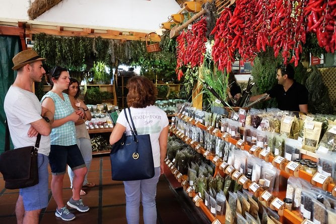 Madeira Food, Wine & Cultural Tour - Exploring Funchals Old Town
